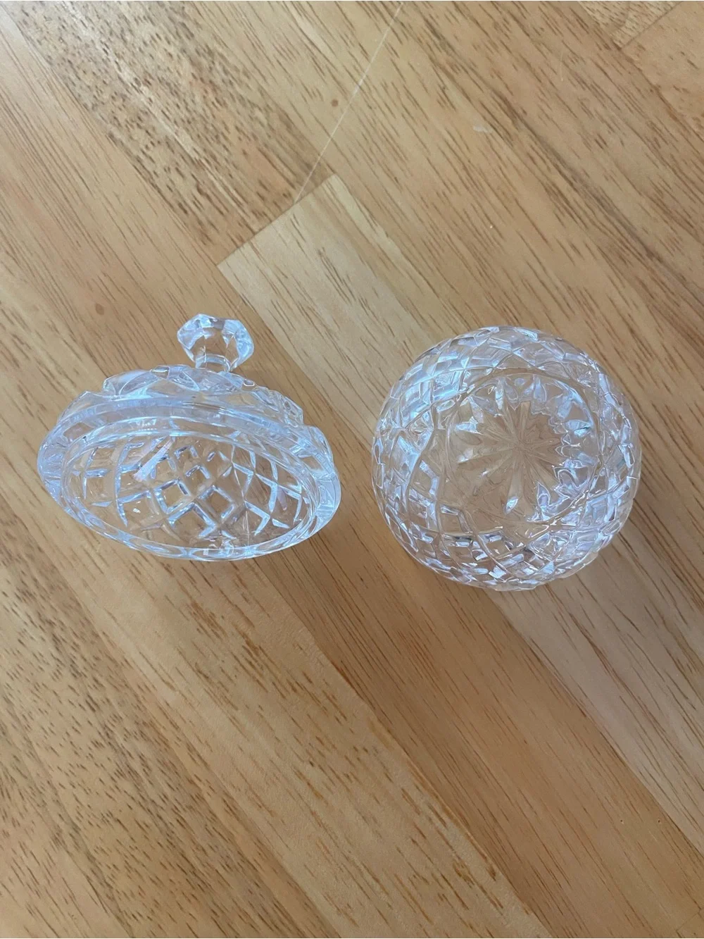 Small Crystal Rounded Trinket Dish Vanity Jar 3.5” Tall Pointed Top